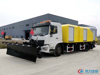 東風多功能破冰除雪車